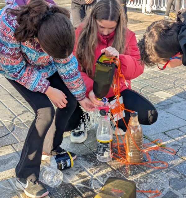 ALUMNADO DE 6º DE EMILIA ZUZA EXPLORA LA DIVERSIDAD MARINA